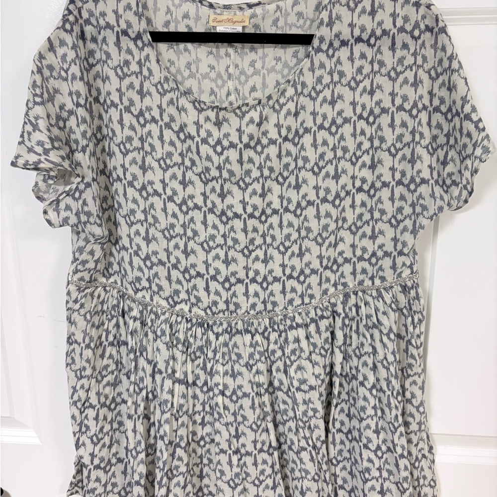 Magnolia Short Sleeve Printed Tunic - Cream & Gray